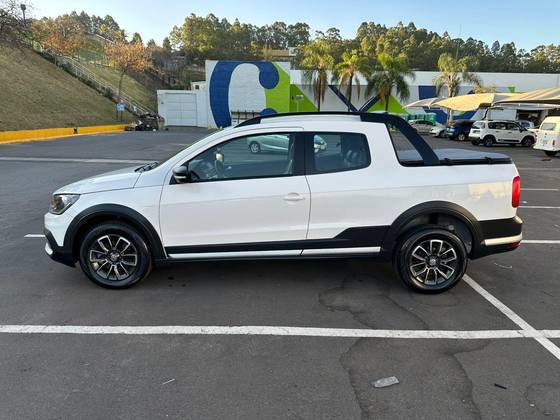 VOLKSWAGEN SAVEIRO 1.6 CROSS CD 16V FLEX 2P MANUAL